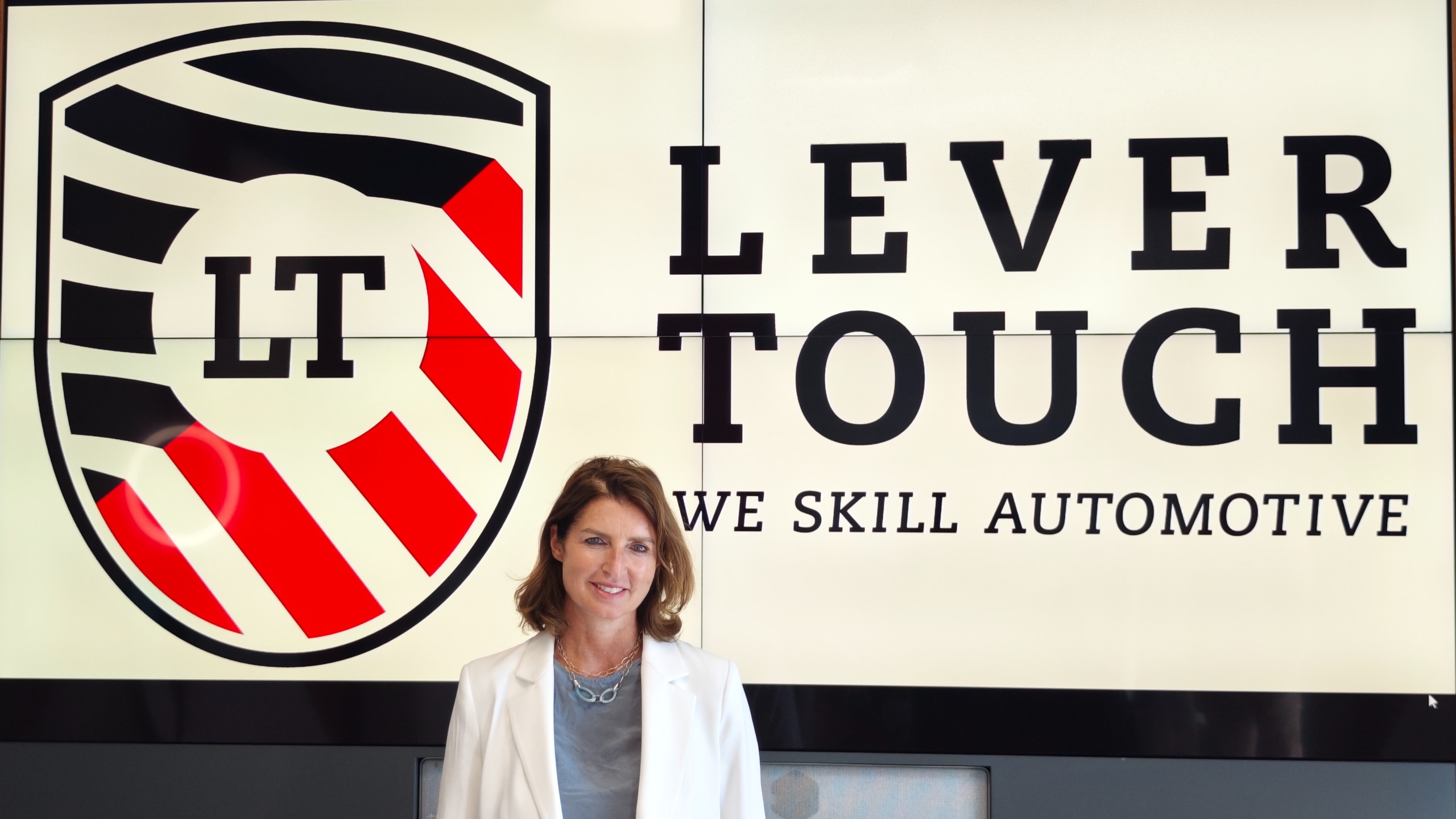 Lever Touch ottiene la certificazione per la Parità di Genere